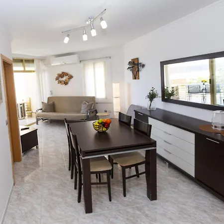 Fuente Planetcostadorada Apartment
